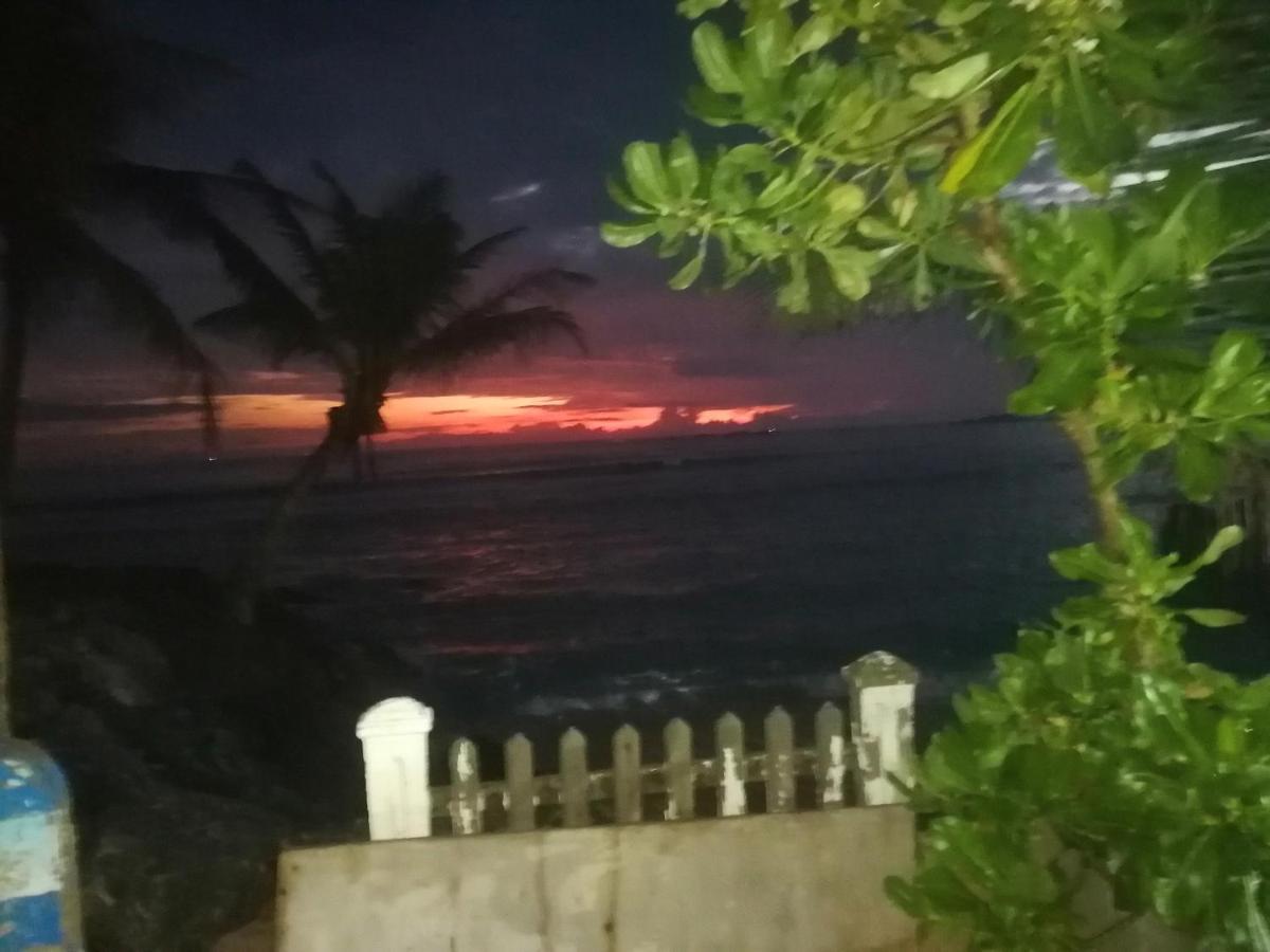Happy Beach Villa Resort Unawatuna Exterior foto